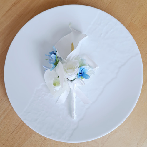 ホワイトカラーリリーと胡蝶蘭のウェディングブーケ&ブートニア