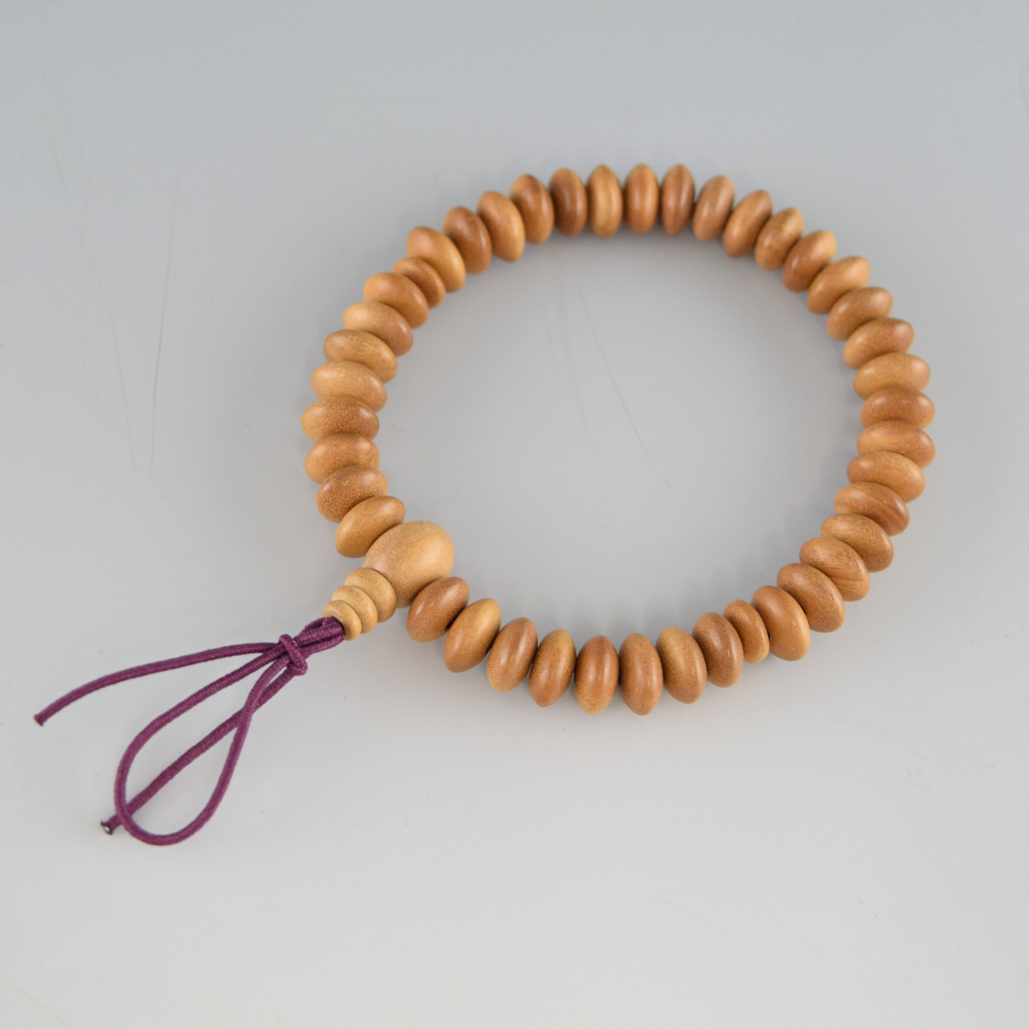 8mm　インド白檀　そろばん玉　 ウッド　腕輪　ブレスレット　数珠　京都　UDA137
