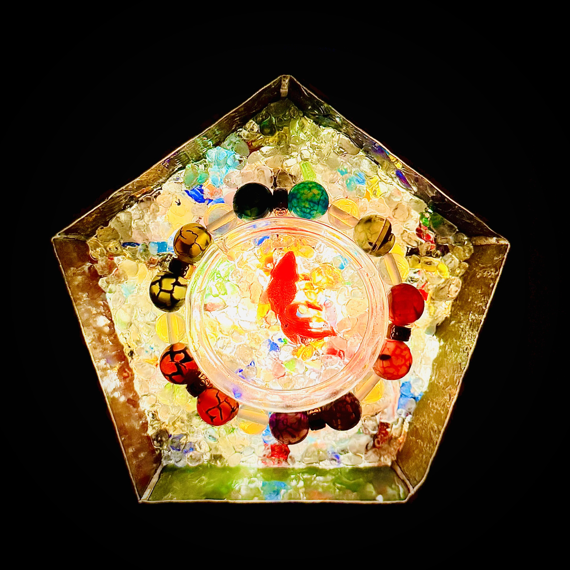 L-47 自然石のブレスレット& ステンドグラスのイルミネーション皿