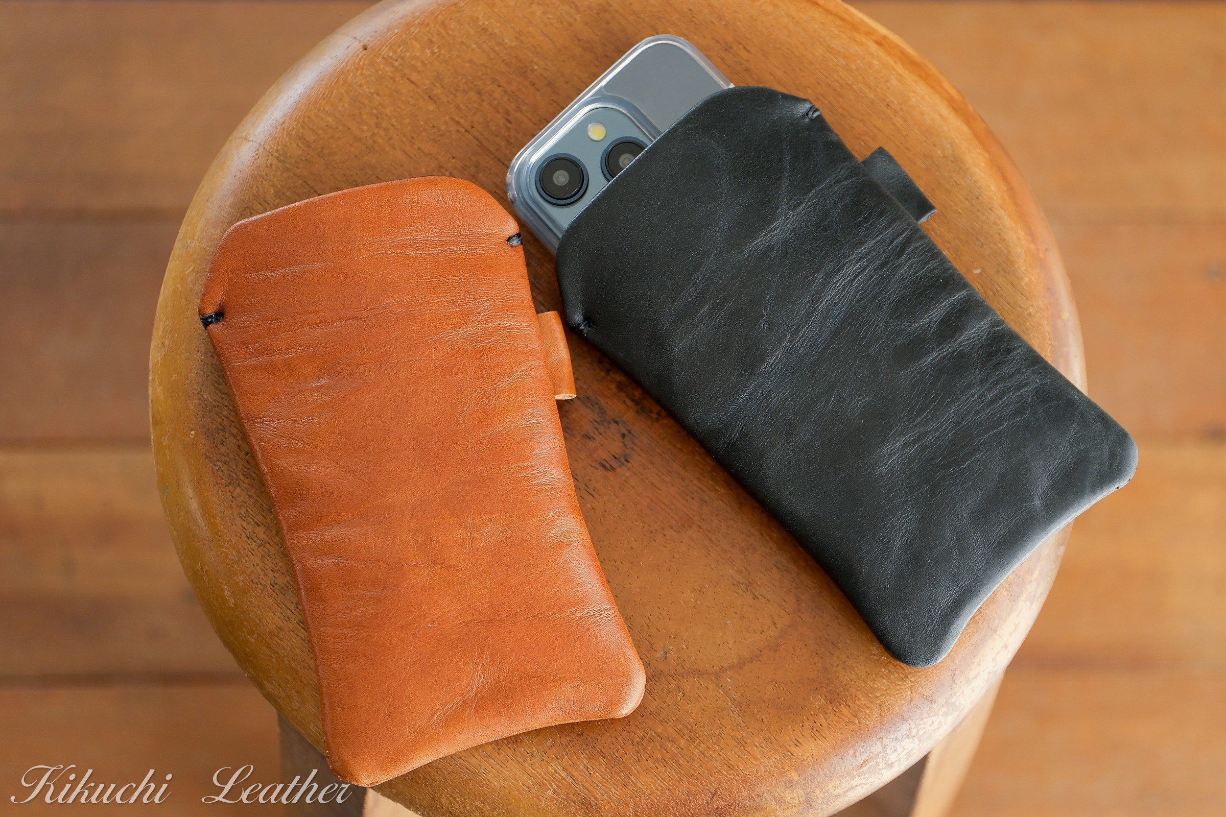 《DINA》本革レザースリーブケース Regular iPhone・Android対応 スマホケース《2colors》