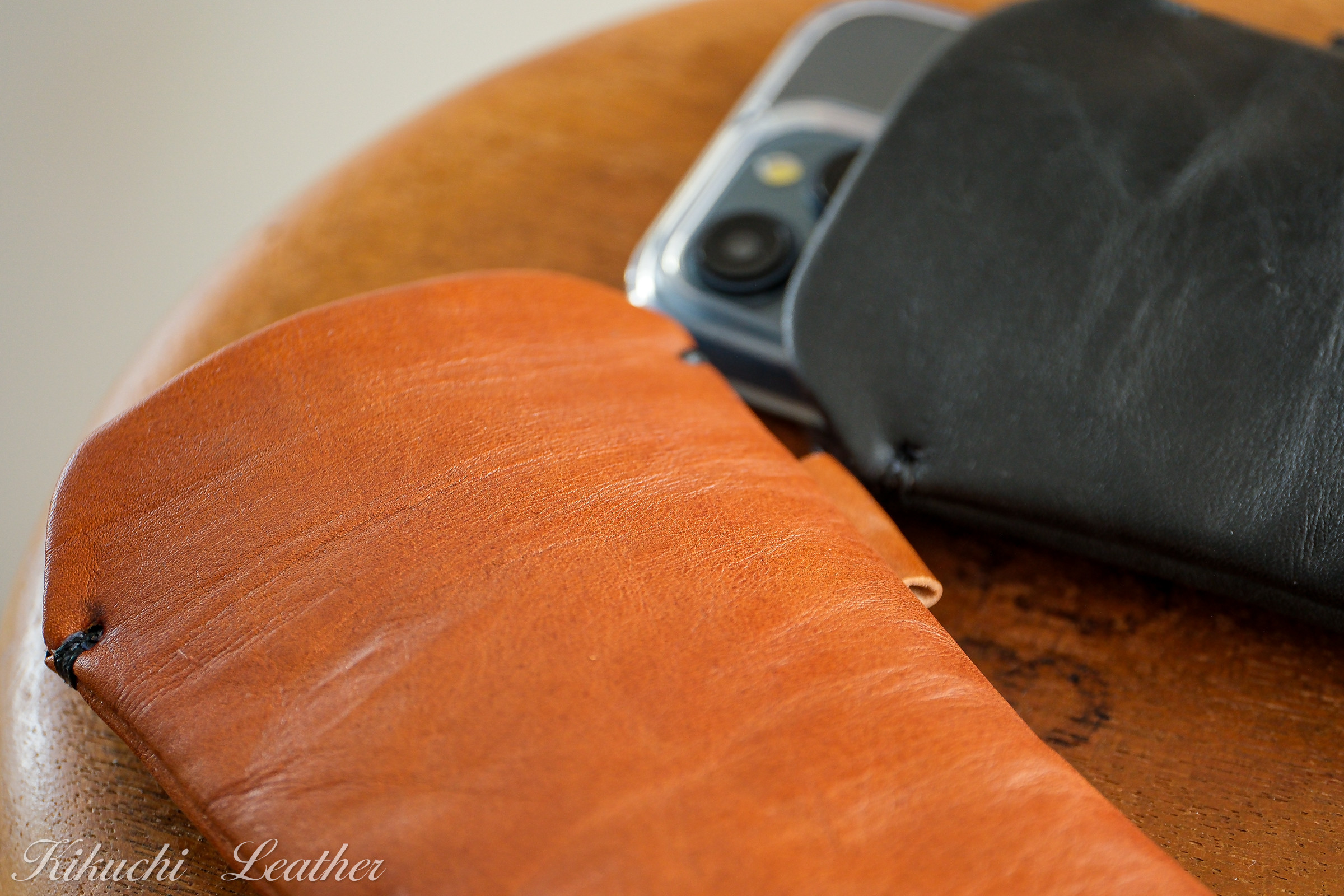 《DINA》本革レザースリーブケース Large iPhone・Android対応 スマホケース《2colors》