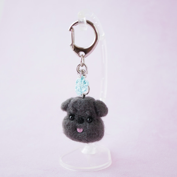 シュナウザー ブラック お花キーホルダー バッグにつけて一緒にお出かけ ギフト プレゼント シュナウザーグッズ 10枚目の画像