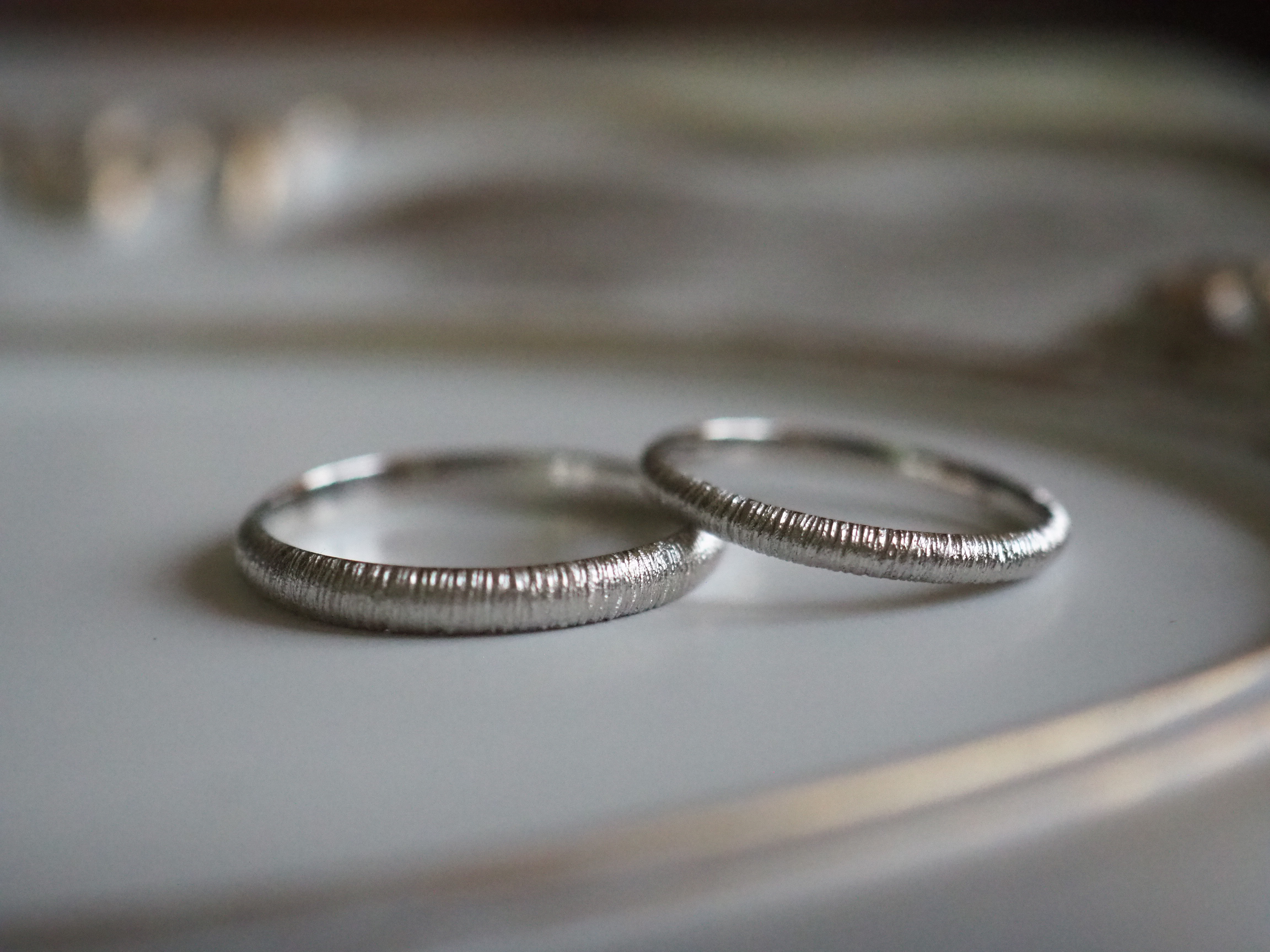 プラチナPT950結婚指輪/ペアリング/ マリッジリング/縦ライン