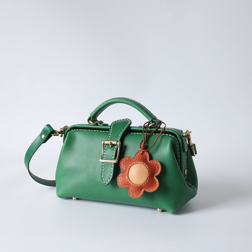 訳あり特価セール】大人気！横型がま口バッグ - 44％オフ！ ショルダー  