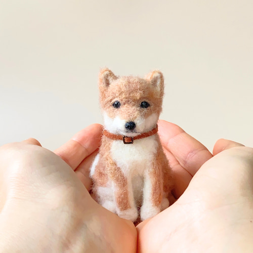 いつでもいっしょ♪ ふわふわ羊毛フェルトの小さな柴犬 犬のぬいぐるみ