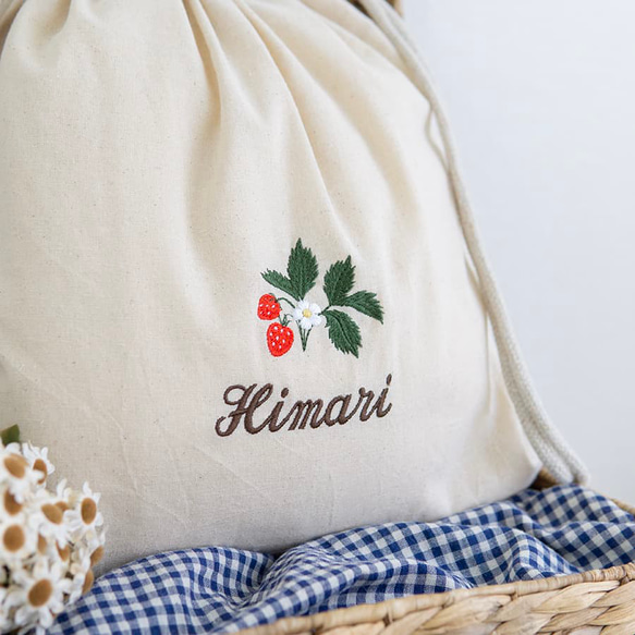 一升餅 名前入りリュック 刺繍 1歳 一升パン 名入れリュック・生成り・ストロベリー 11枚目の画像
