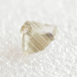 14kgfピアス・ロシア産フェナカイト（4mm） ファッション 通販ハンドメイド・手芸 - 14kgfピアス・ロシア産