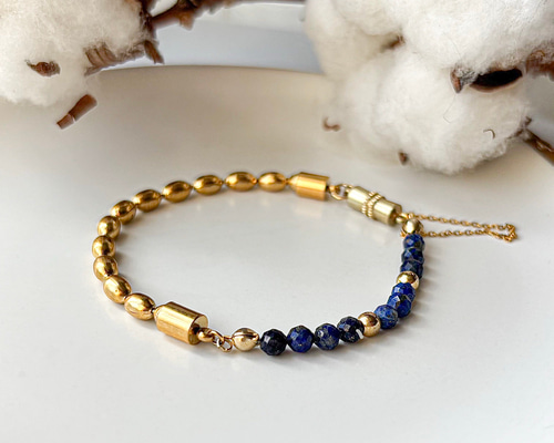 感動の3秒装着】選べる誕生石☆*楽ちんマグネットブレスレット