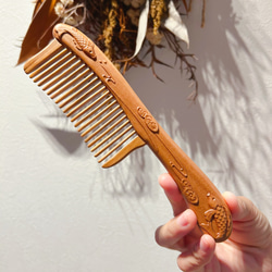 つげ櫛 本つげ くし 木製櫛 牡丹【桃太郎】両面彫刻 静電気防止