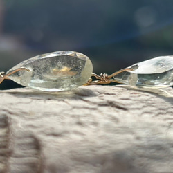 K24純金フック◇リビアングラス ピアス◇K24 Pure Gold Libyan desert glass 12枚目の画像