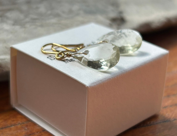 K24純金フック◇リビアングラス ピアス◇K24 Pure Gold Libyan desert glass 17枚目の画像