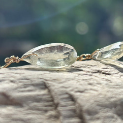K24純金フック◇リビアングラス ピアス◇K24 Pure Gold Libyan desert glass 7枚目の画像