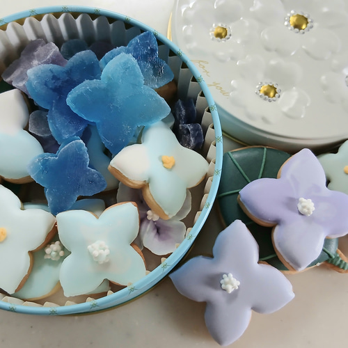 紫陽花ハンドメイド2026』紫陽花のアイシングクッキー缶※琥珀糖入り※お