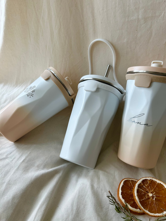 逆さにしてもこぼれない！ストロー付きタンブラー】【オリジナル刻印