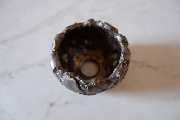 2号富士砂燻し金彩裂紋鉢077　塊根植物　多肉植物　盆栽　植木鉢　作家鉢　鉢皿　沖縄 4枚目の画像