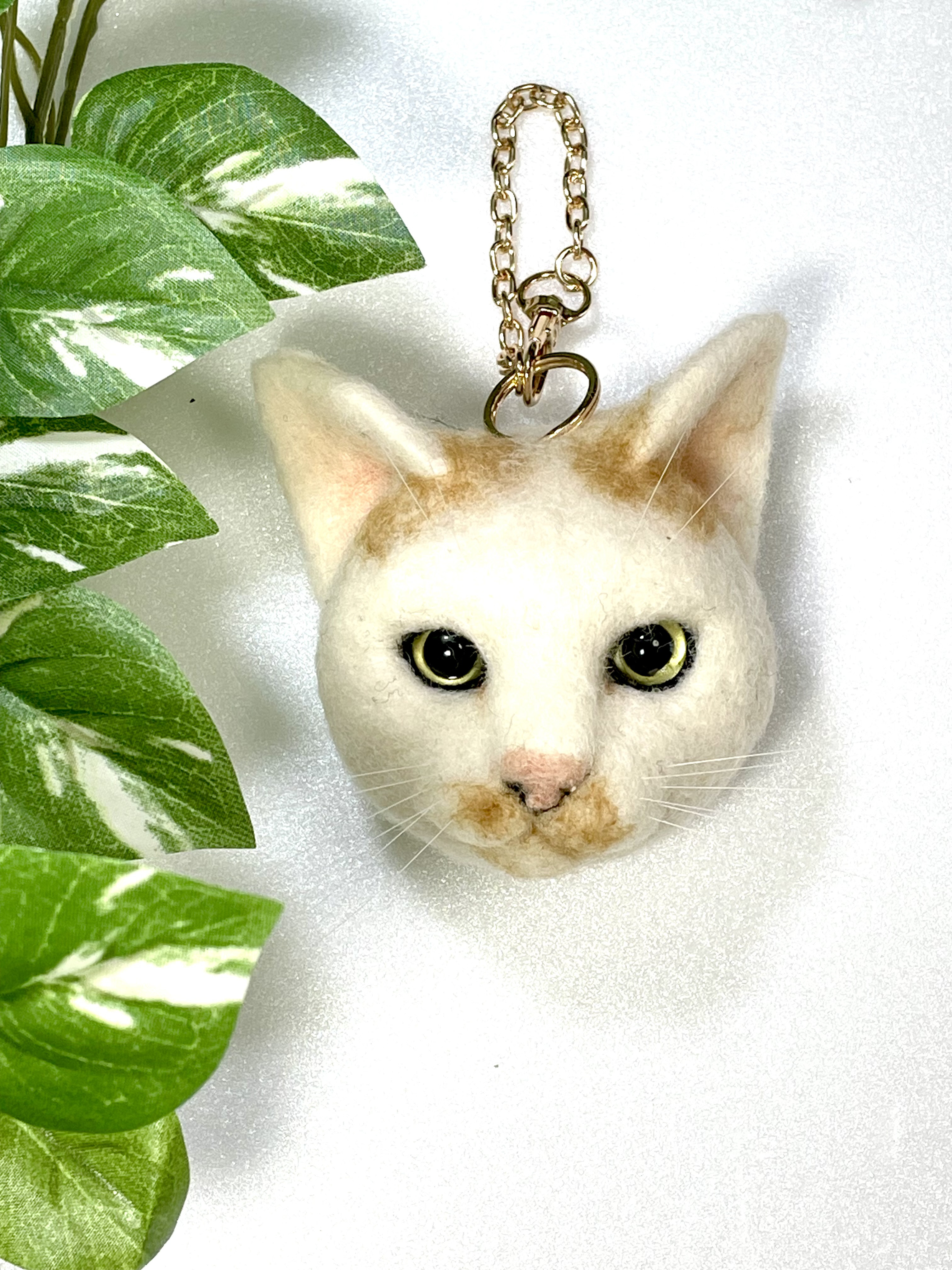 白茶猫の猫バッグチャーム931 羊毛フェルト 羊毛フェルト猫 茶白