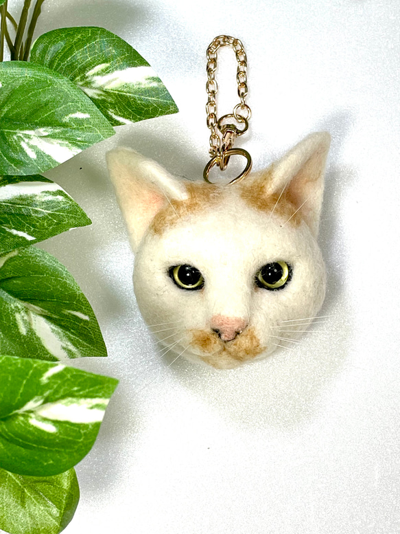 白茶猫の猫バッグチャーム931 羊毛フェルト 羊毛フェルト猫 茶白猫