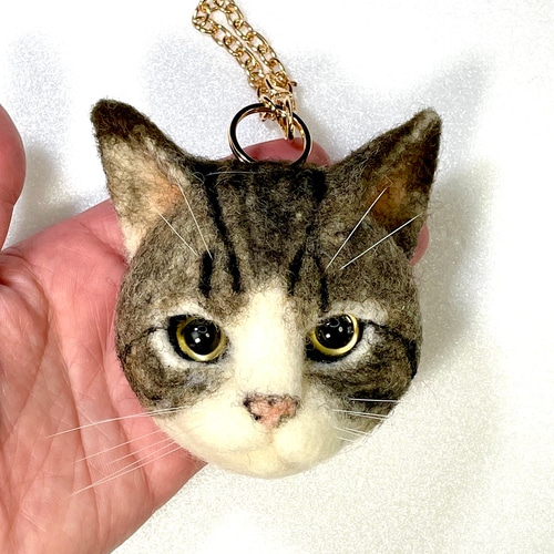 キジ白の猫バッグチャーム950 羊毛フェルト 羊毛フェルト猫 キジトラ  