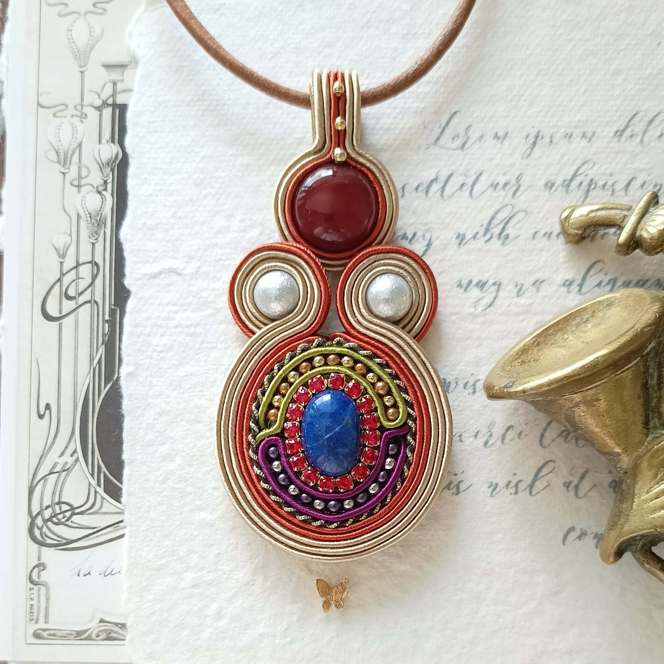 夏に恋した　大きめチョーカー　天然石　ラピスラズリ　メノウ エジプト