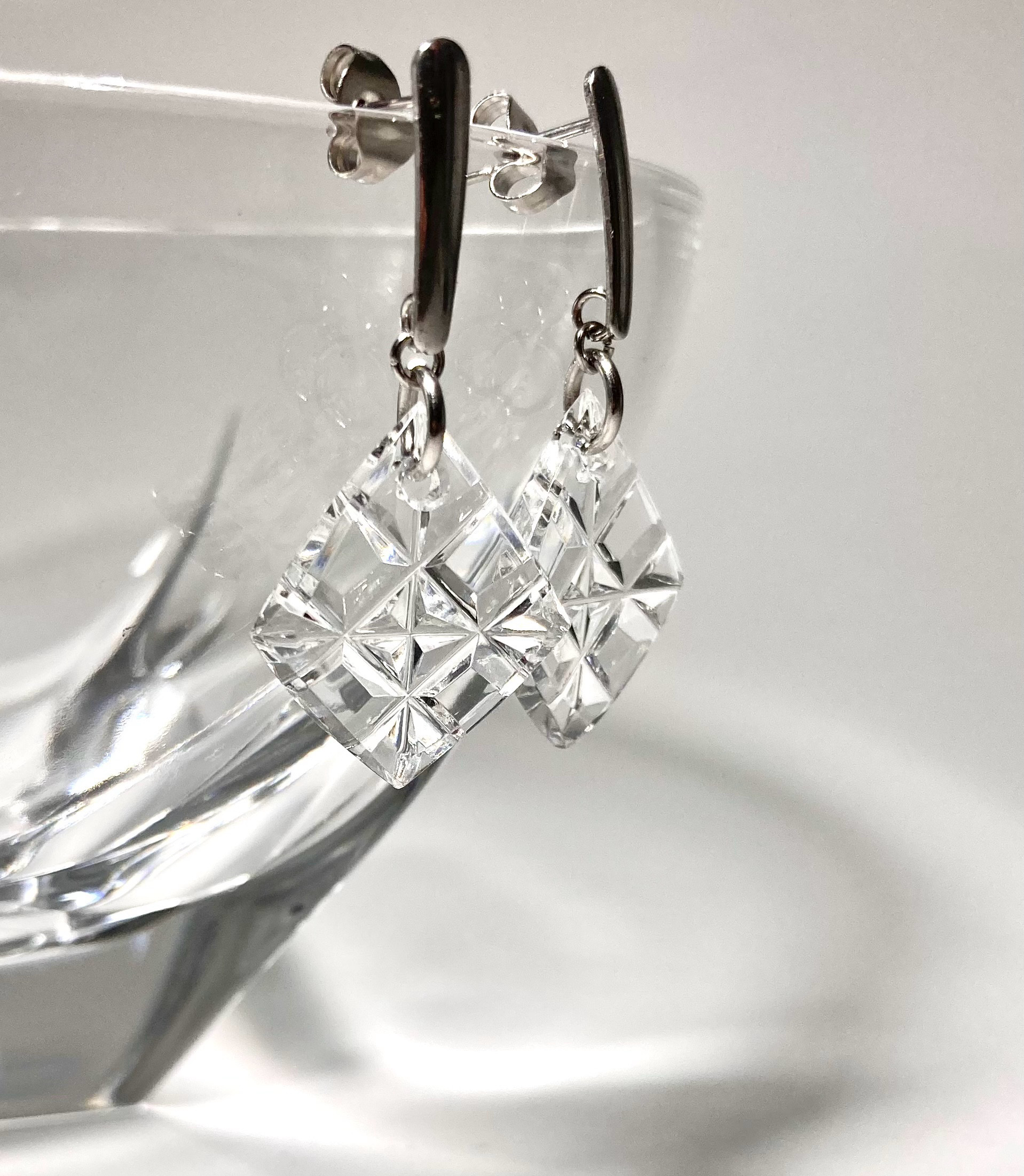 切子 の クリスタル ピアス