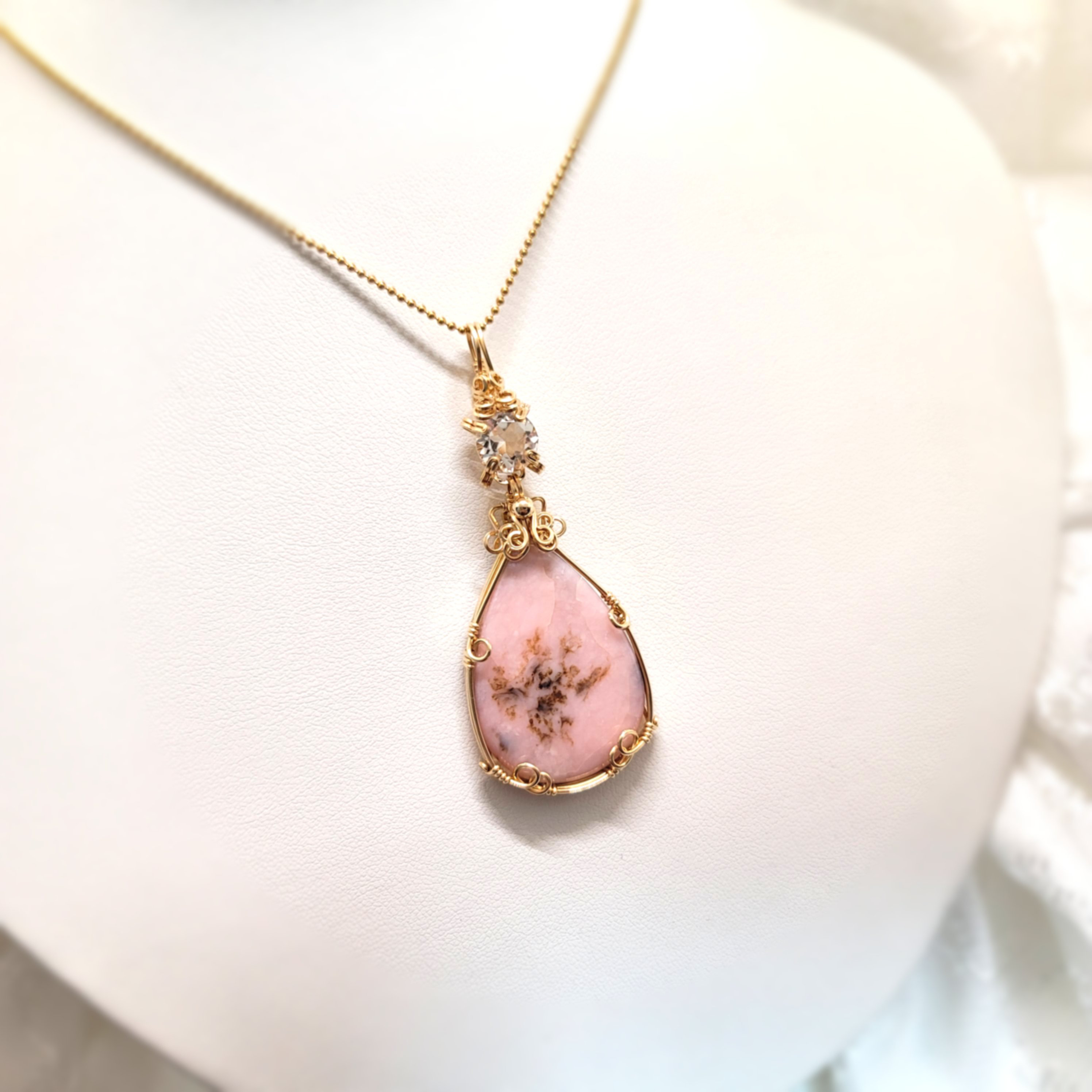 デンドリティックピンクオパールとクリアクォーツペンダントトップ PDM0045