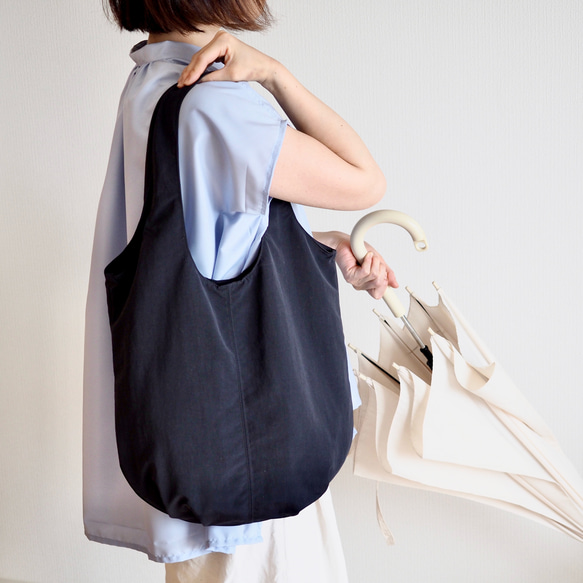 ネイビー×ブラック 大容量トートバッグ ころころ撥水！2wayトート /A4対応 大容量【受注生産】ネイビー