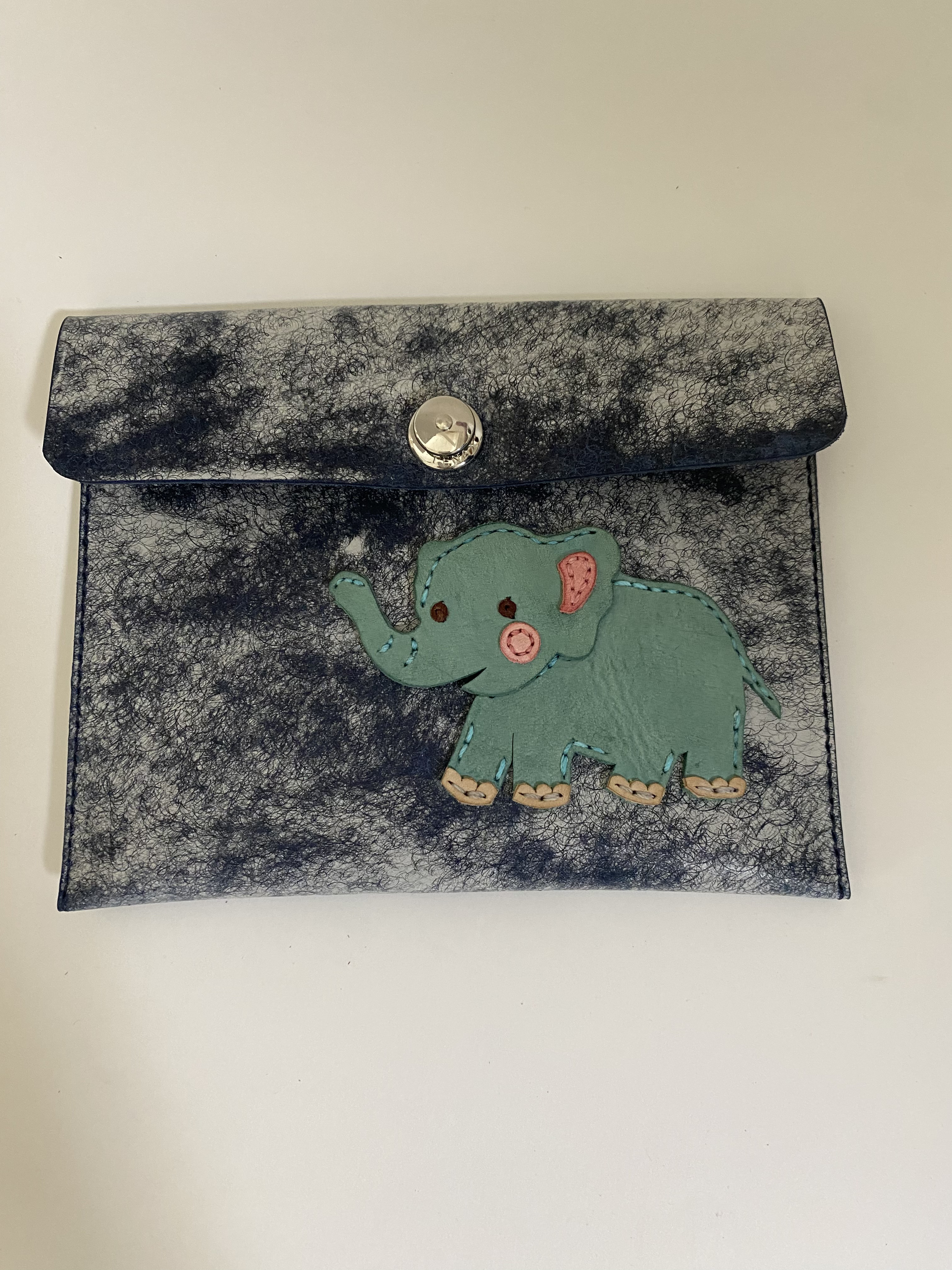 森のお散歩ゾウさんのポーチ