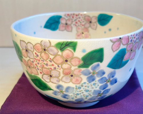 茶道　茶碗　色絵　京焼 紫陽花茶碗 茶道具 抹茶茶碗 色絵 紫陽花（あじさい）、京焼 東福窯 中村