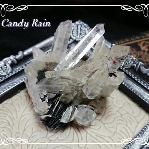 アイアンローズ(ヘマタイト)共生・水晶クラスター原石～Type.B