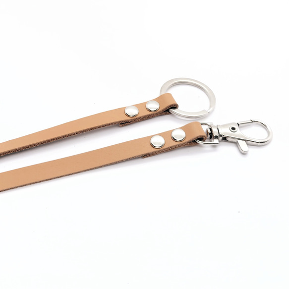 キーリング  細い ベージュブラウン 革 ハンドメイド キーホルダー チャーム バッグ バッグホルダー ストラップ 7枚目の画像