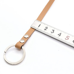 キーリング  細い ベージュブラウン 革 ハンドメイド キーホルダー チャーム バッグ バッグホルダー ストラップ 6枚目の画像