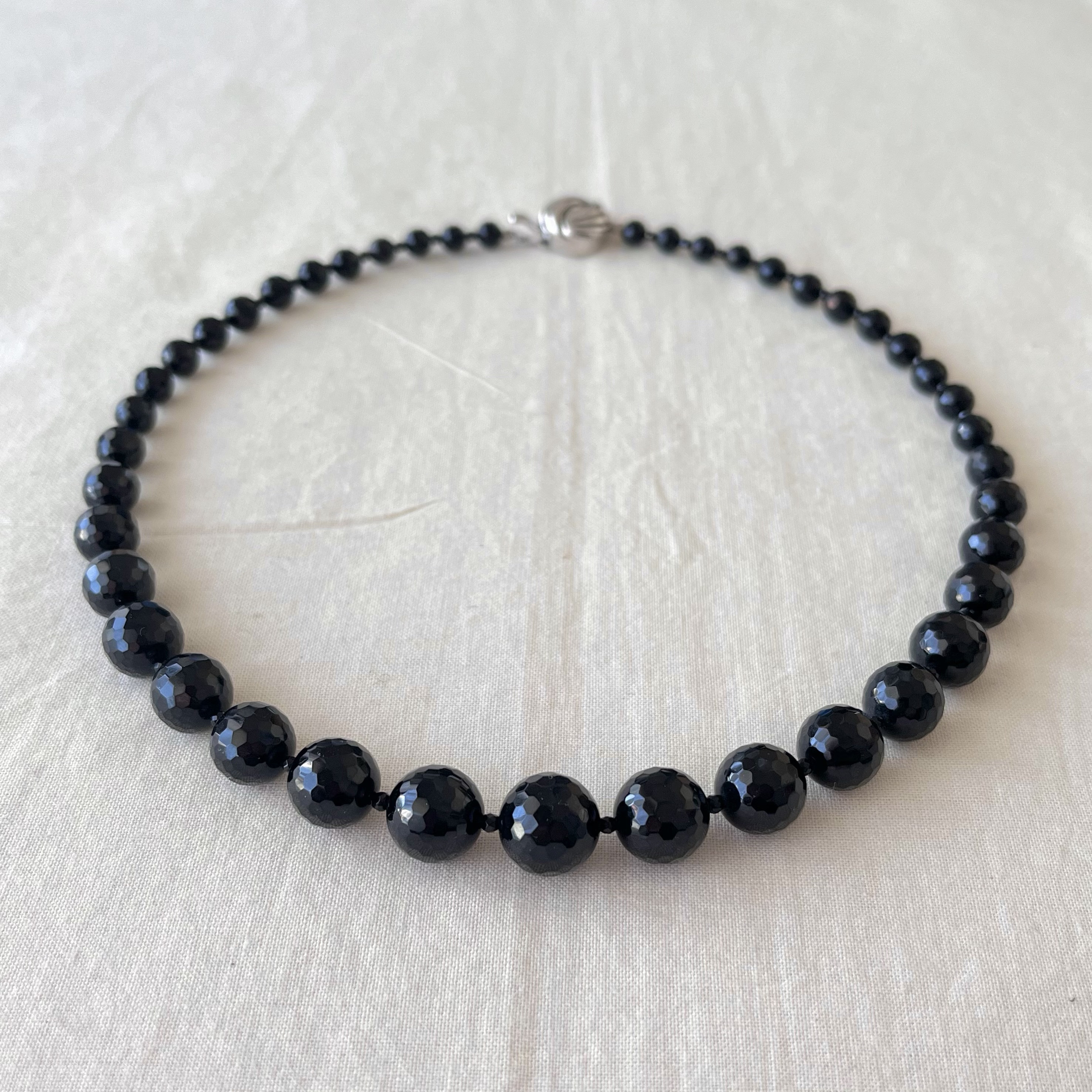 オニキスのネックレス　（Nー249）