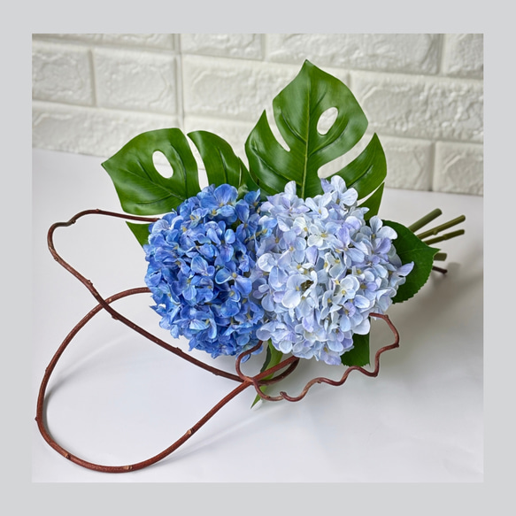 紫陽花とモンステラのブーケ＆スワッグ♡ 壁飾り・置き飾りの2wayタイプ（ガラスベース付)〜アーティフィシャルフラワー〜 5枚目の画像