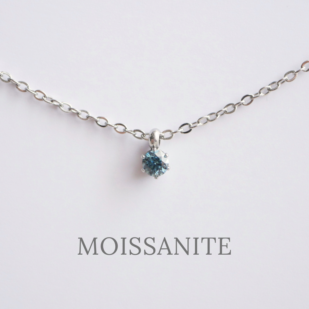 【青の上品さ】モアサナイトネックレス　ブルー　極小　３ｍｍ　サージカルステンレス　モアッサナイト　プレゼント　ギフト