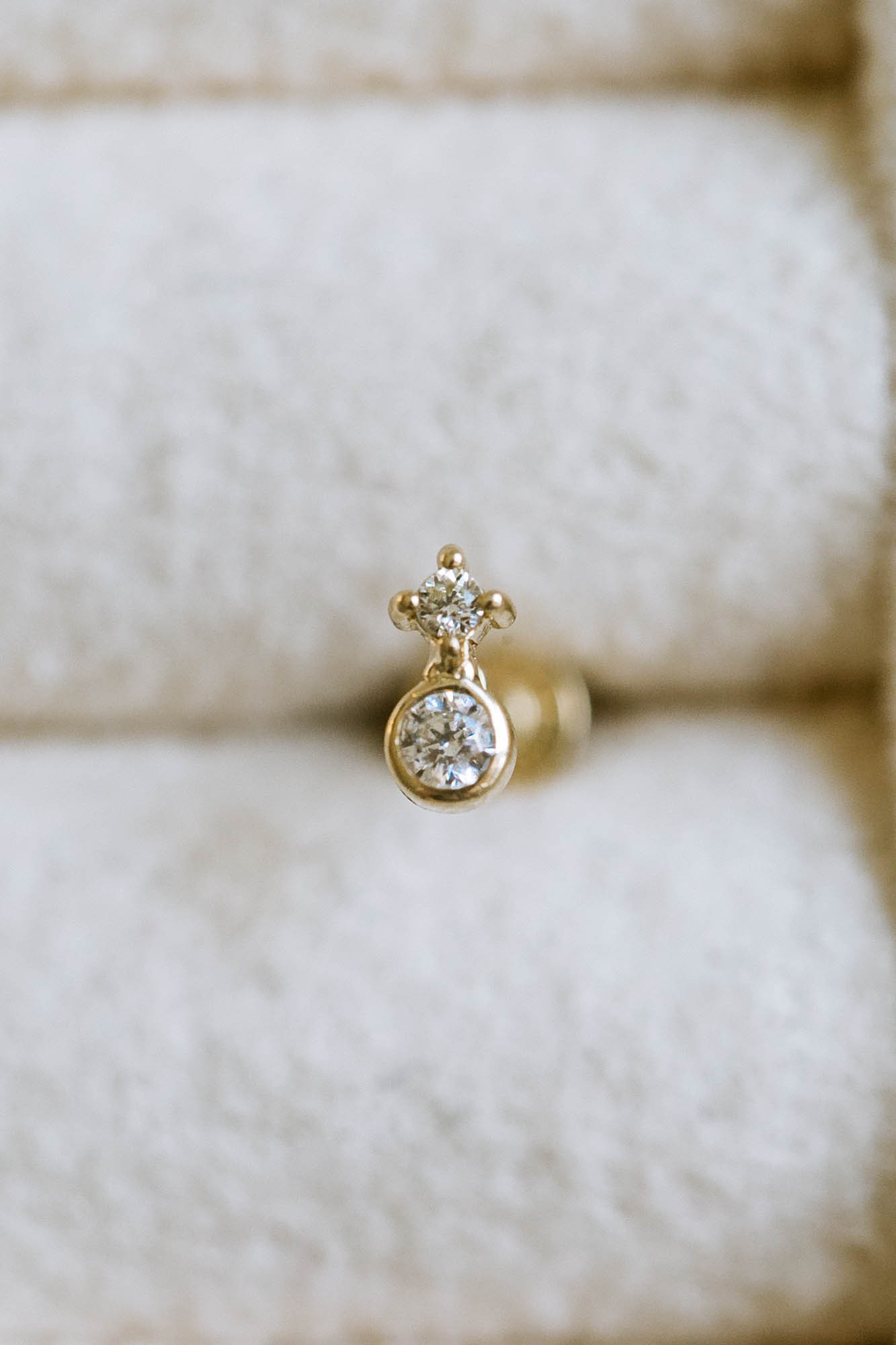 14K金 ゴールド bezel ミニマリスト  ヘリックス 軟骨 トラガス イヤリング ピアス ラブレット