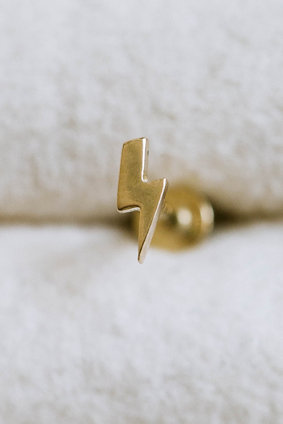 14K金 ゴールド 稲妻 ヘリックス 軟骨 アンチトラガス アウター インナーコンク イヤリング ピアス ラブレット 4枚目の画像