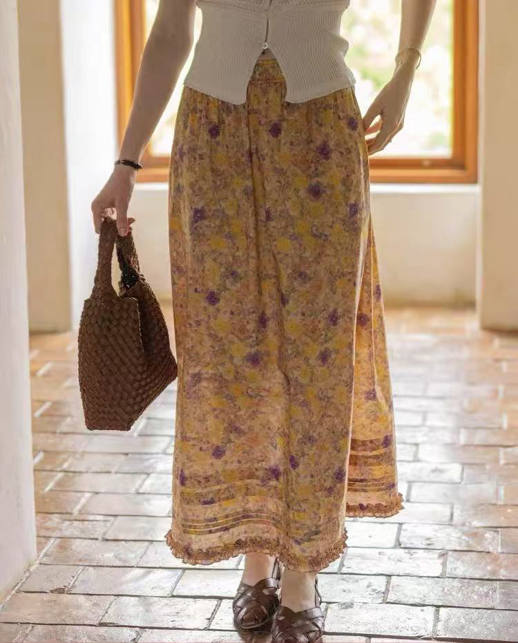 大人可愛いロングスカート　横タック入りスカート　裏地付き