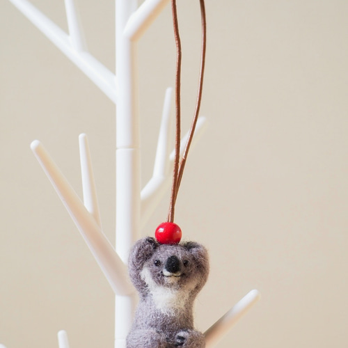 受注制作】ストラップ／コアラ 羊毛フェルト hatotoco 通販 19359851