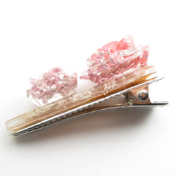 ベルサイユクォーツの薔薇よりもベルリンの薔薇を愛でてみたいとふと思いました♪<創作ヘアクリップ>HC106 4枚目の画像