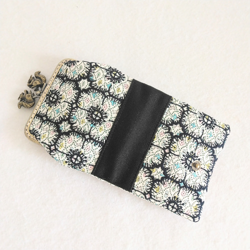 ミナペルホネン × リバティ forest wave + anemoneリスがま口二つ折り