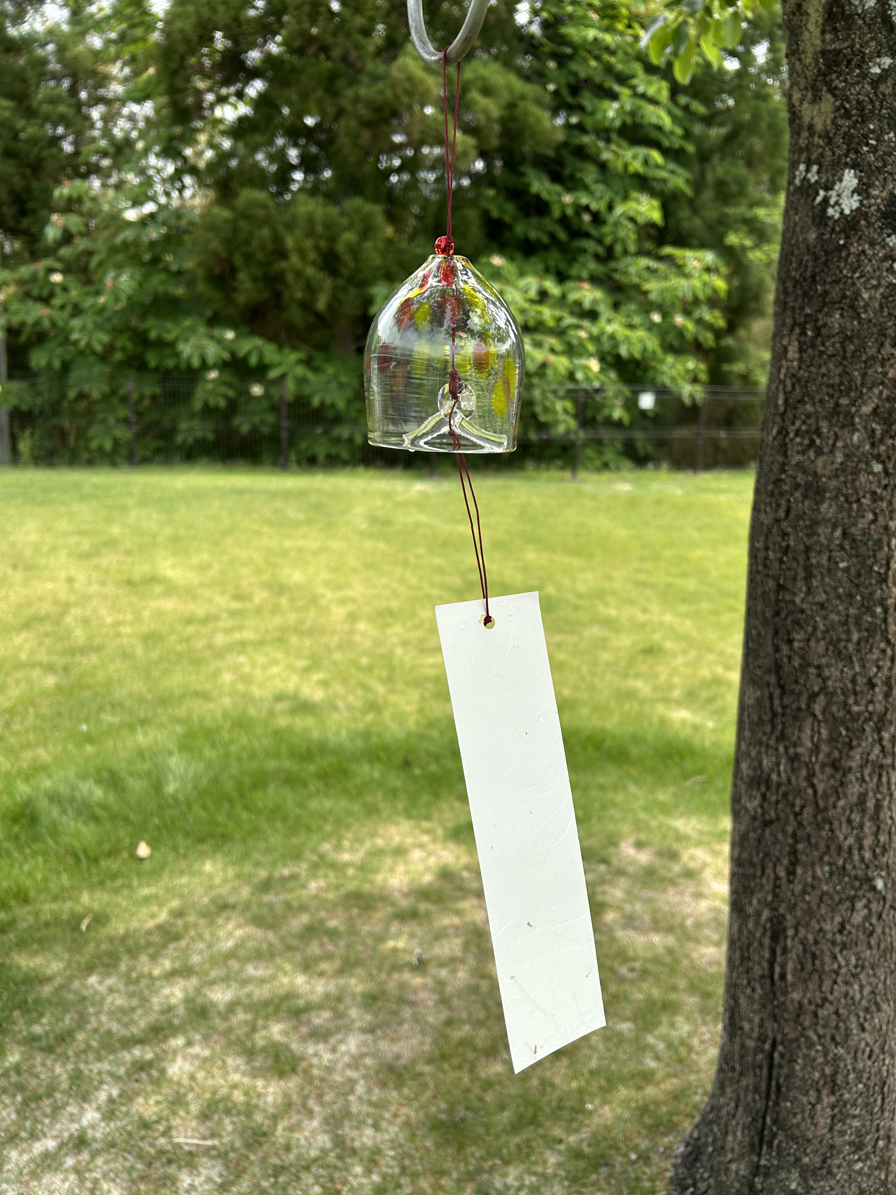 金塗り風鈴 シンプルな真鍮の風鈴。 涼やかな音色が夏の暑さを和らげてくれ