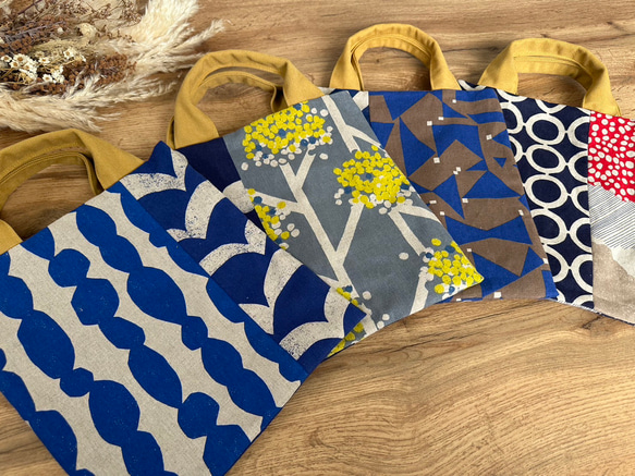 【SALE】【1点のみ】【即納】新作北欧柄パッチトートミニバック　綿麻　 4枚目の画像