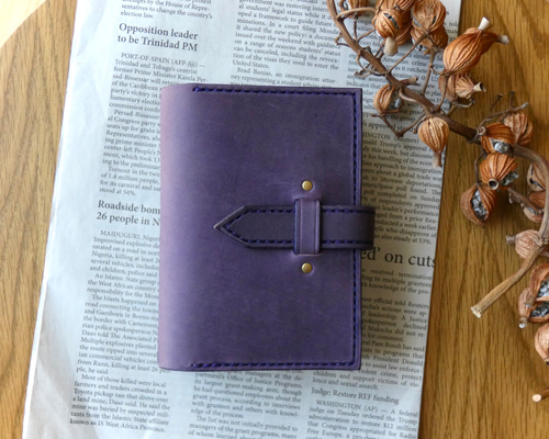 トラベラーズノートカバー／パスポートサイズ／革／ラベンダー 手帳