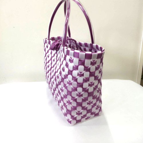 白と紫2色 お出掛けに！プラカゴで！ 留め具付 かごバッグ aosa 通販