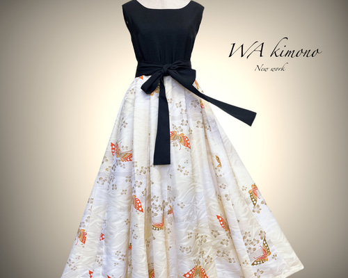 ♥専用♥着物リメイク　振袖　作家物　蝶文　ロングワンピース e80e12bb6d671fb08e9c9637423a74