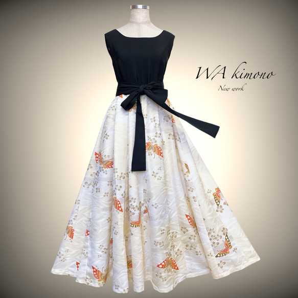 ♥専用♥着物リメイク　振袖　作家物　蝶文　ロングワンピース 着物リメイク ギャザー ワンピース 振袖 ドレス ロング フレア