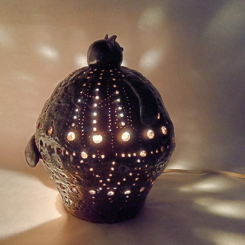 大きな猫のランプ 陶器 ネコ 黒 イルミネーション スタンドライト