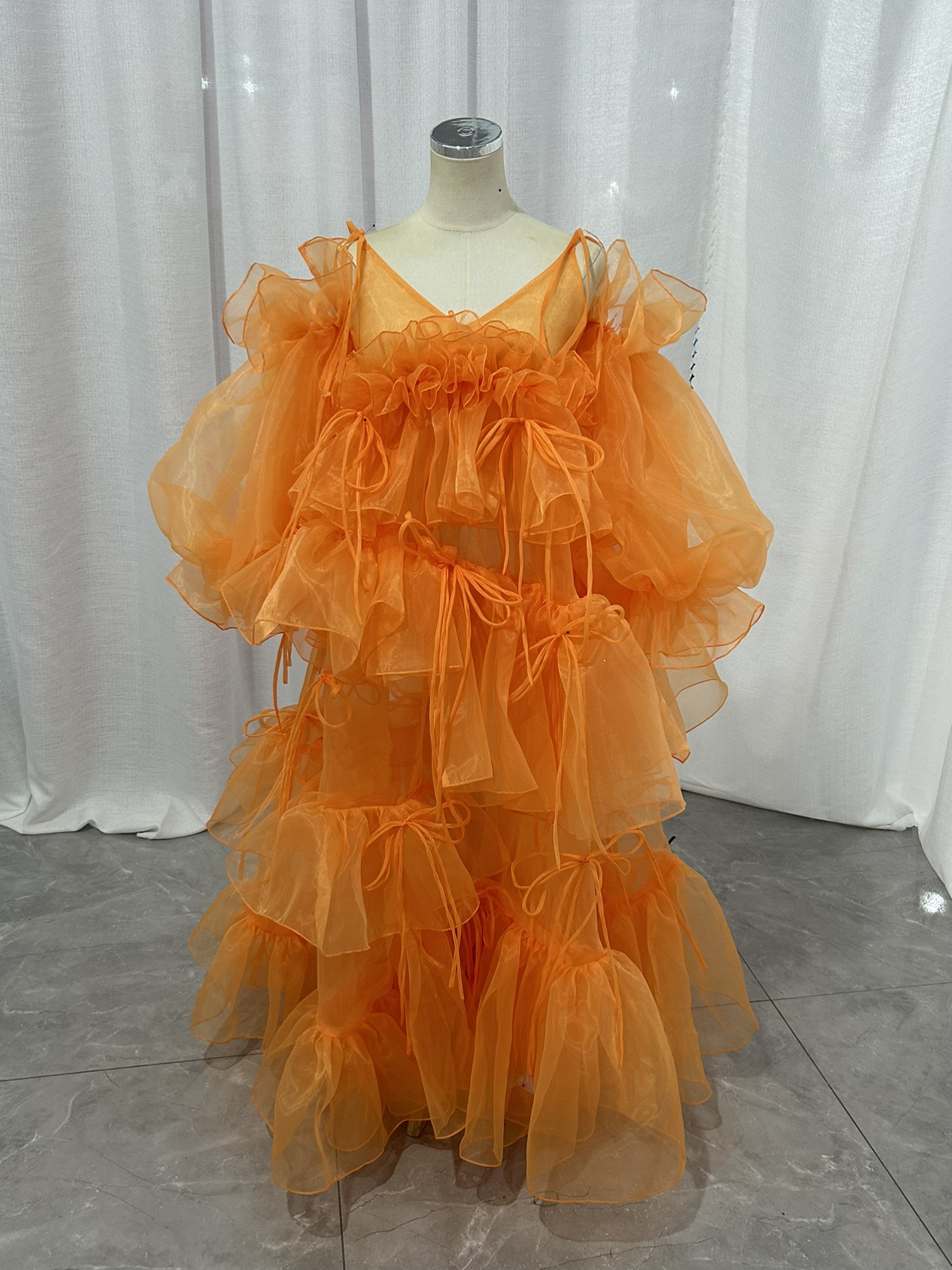 オレンジ 上質オーガンジー  オーパードレス チュールドレス カラードレス 柔らかく重ねたチュールスカート/前撮り/花嫁