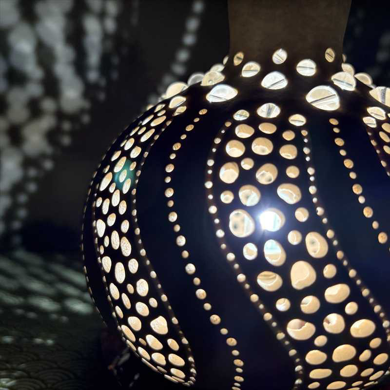 ひょうたんランプ《クリスタルウェーブNo.6》（白い電球）