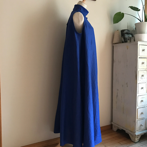 ハンドメイド 人気作家 フレンチリネンハイネックフレアマキシワンピース 黒 フレンチリネン（チャコールグレー）で作ったハイネックフレア